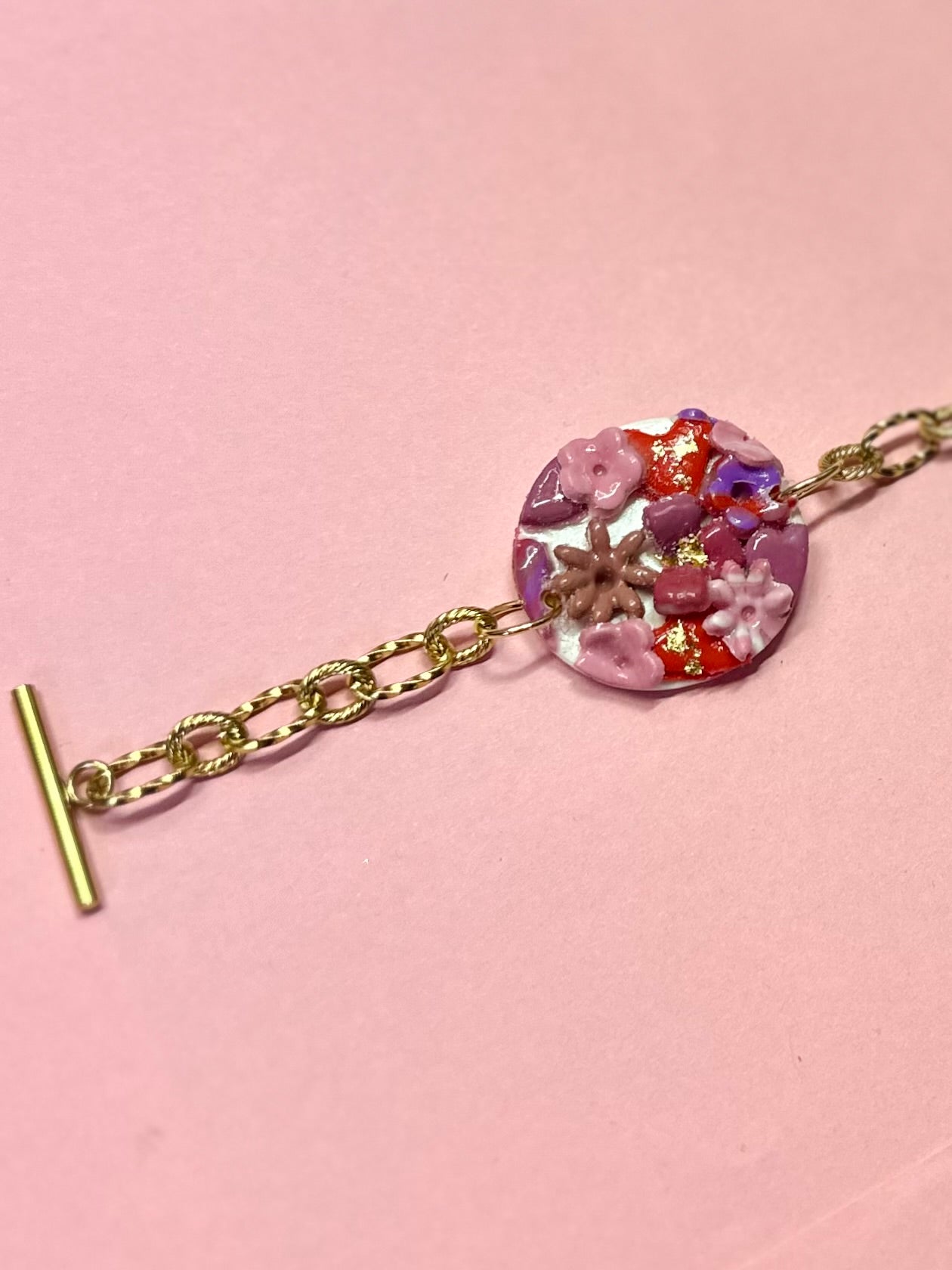Pulsera “CIRCULO DE AMOR” con cadena dorada