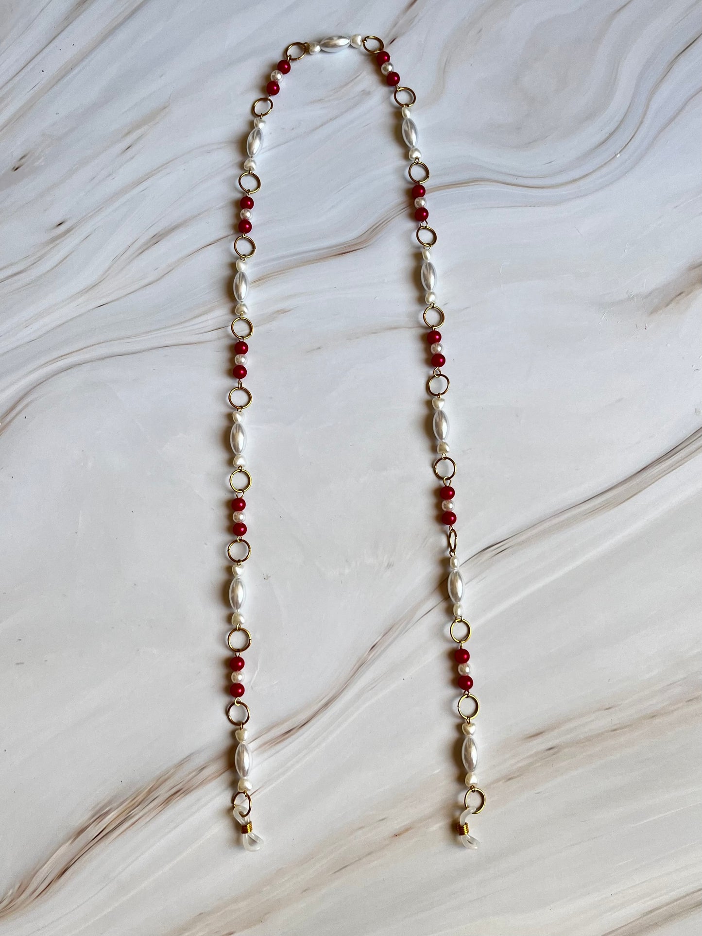 Cadena para gafas con cuentas y perlas rojas y blancas