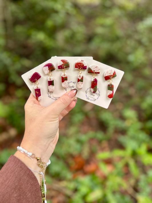 Pendientes geométricos estampados de la colección de otoño