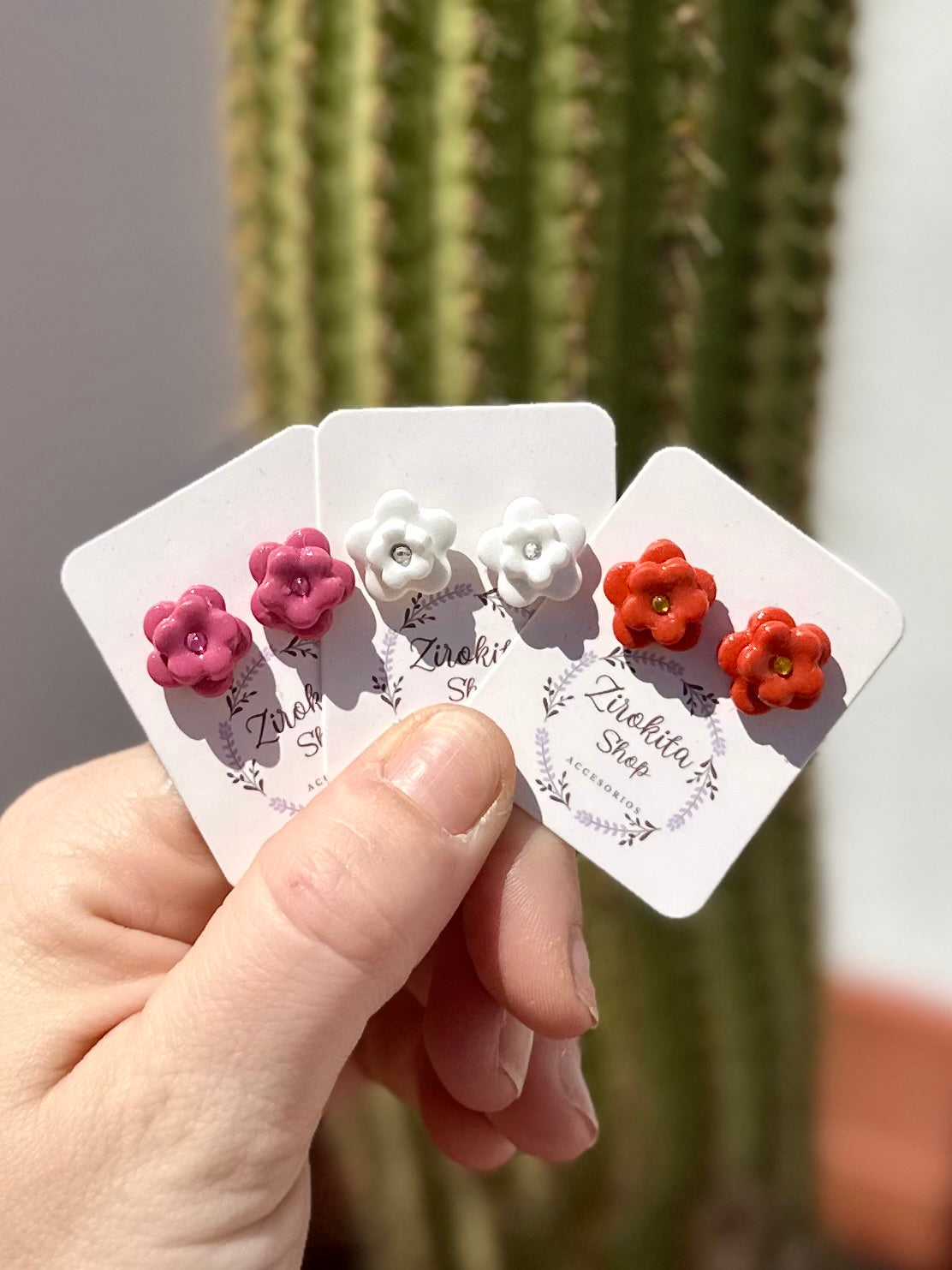 Pendientes pequeños de flores
