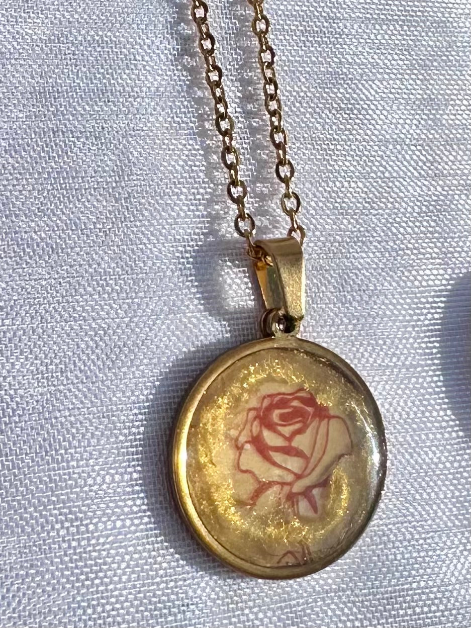 Medallón de la colección cuéntame un cuento “rosa”
