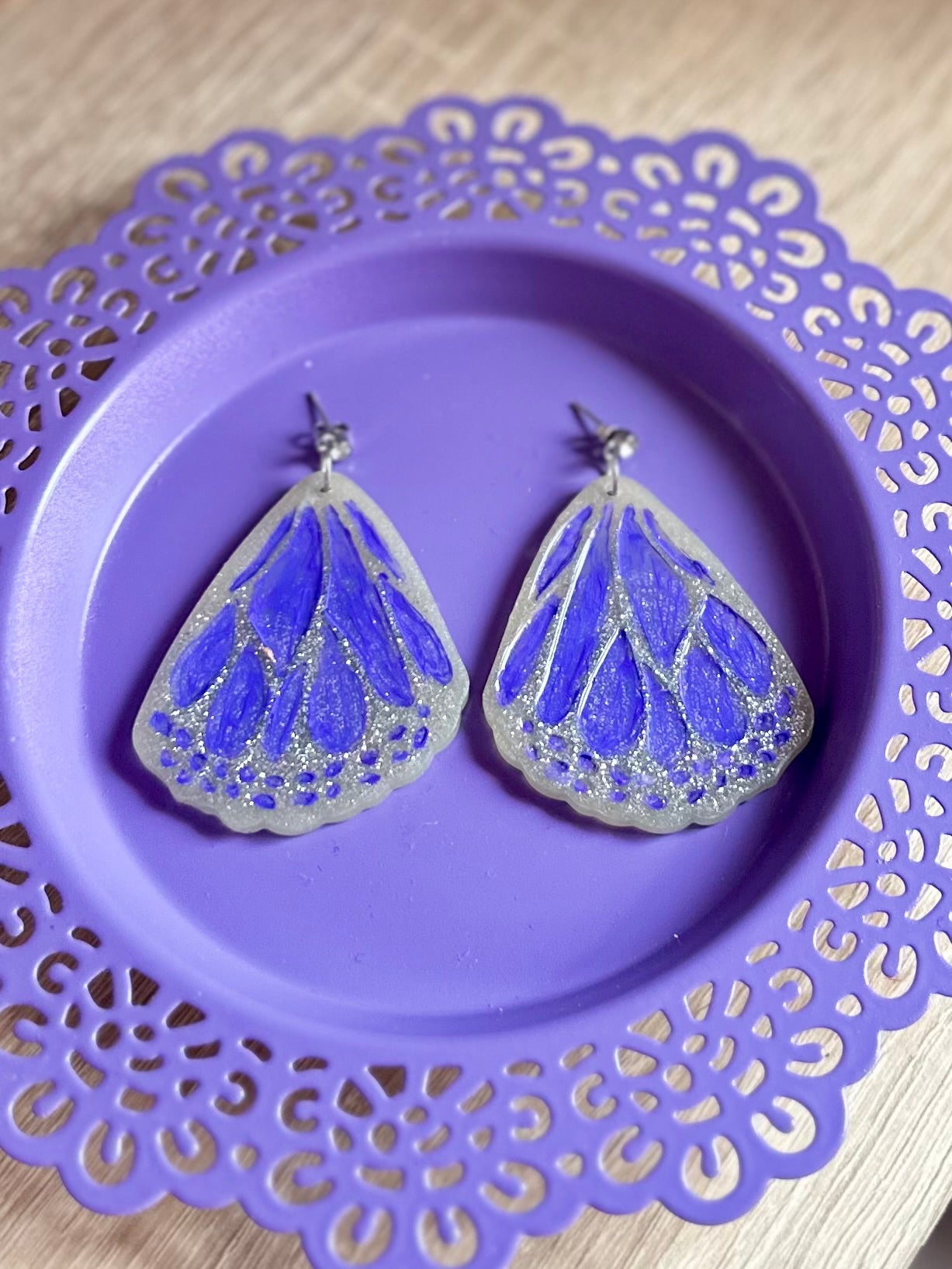 Pendientes de resina alas de mariposa